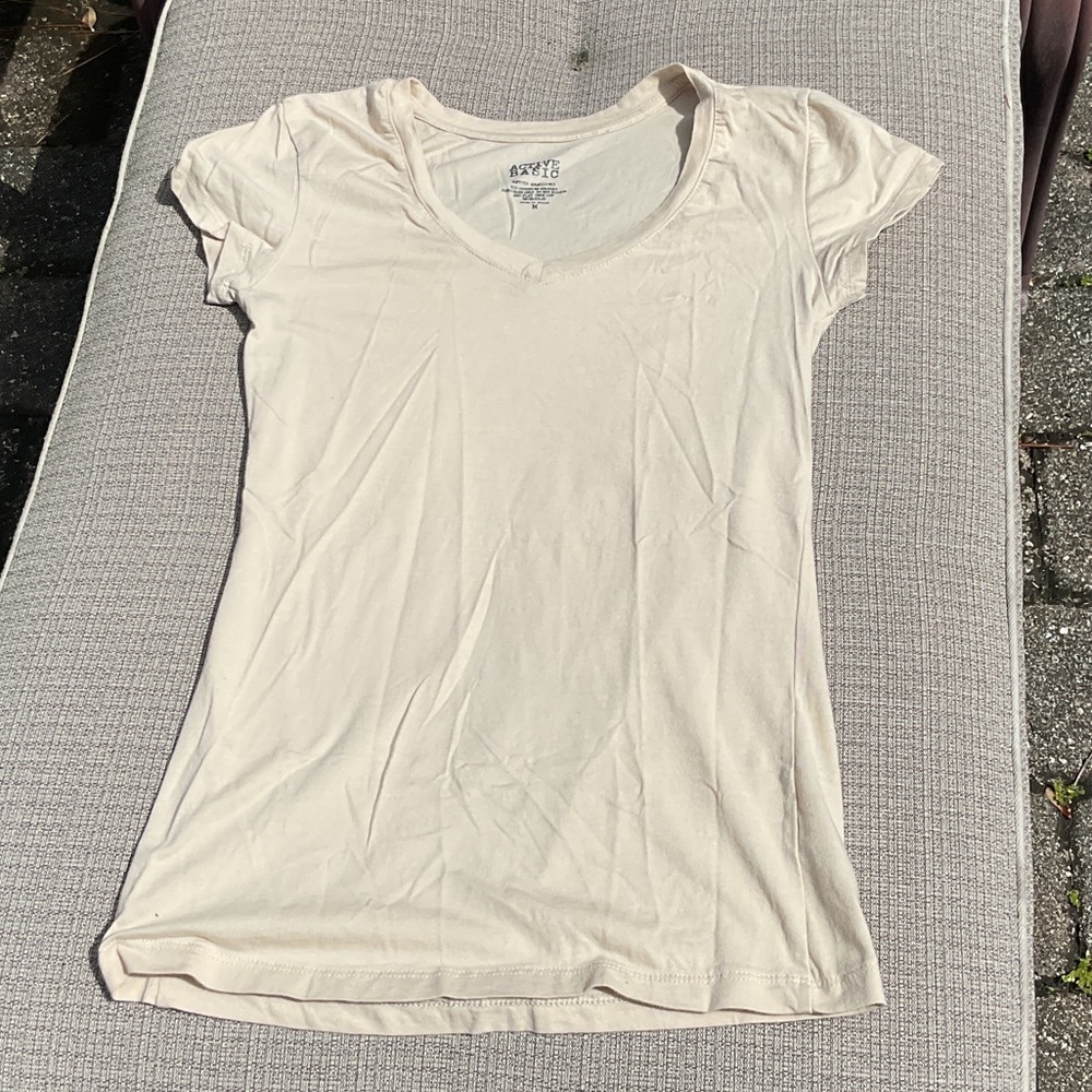 Active Basic Short Sleeve Scoop Neck Tee in Cream, M